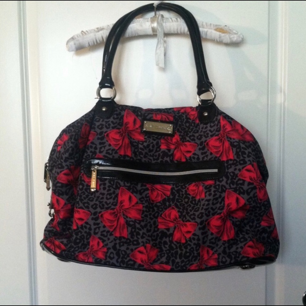 Betsey Johnson Weekender bag
